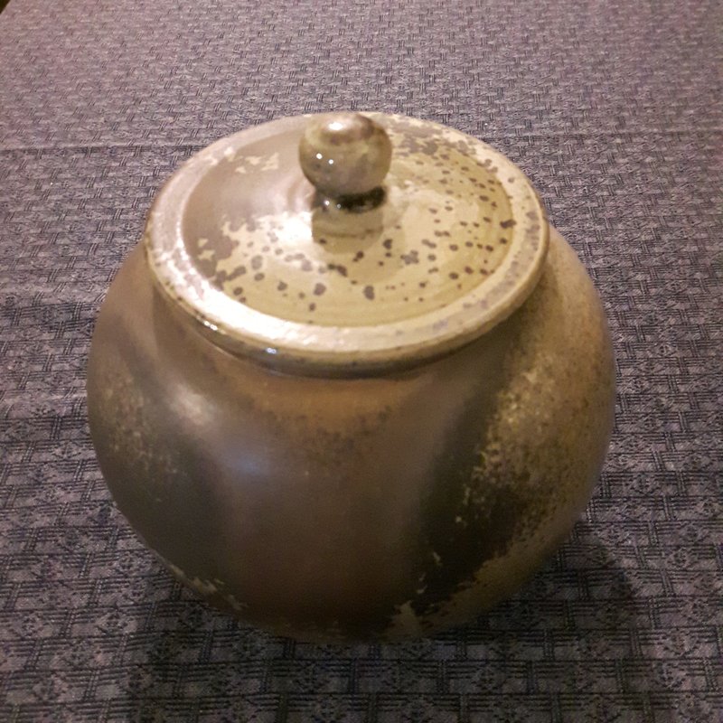 柴燒茶倉茶葉罐招財聚寶盆罋 - 茶壺/茶杯/茶具 - 陶 金色