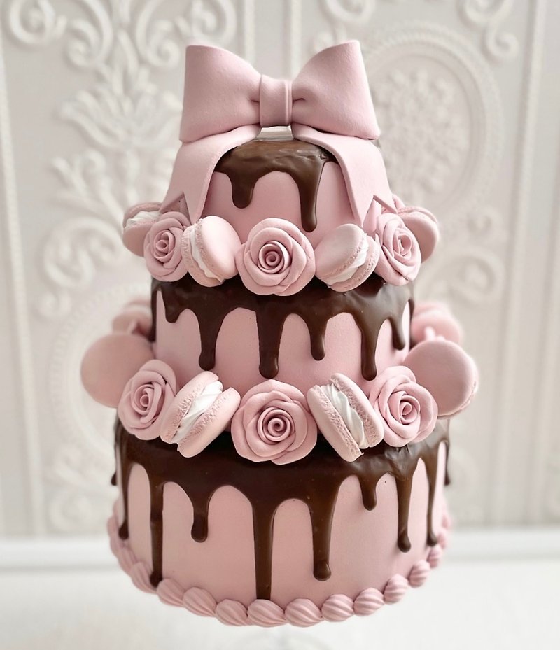 Mocha pink ribbon and macaron clay cake - Items for Display - Clay Pink