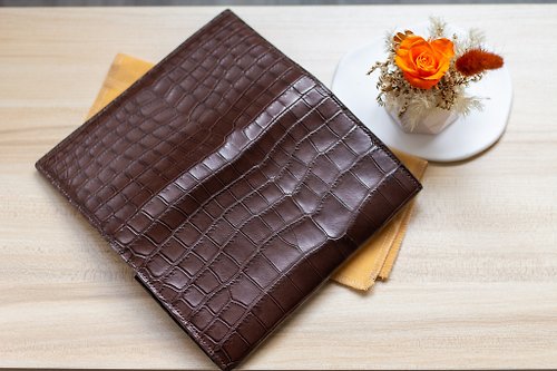 Long clip-Himalaya crocodile leather - Shop DK.leathercraft Wallets - Pinkoi
