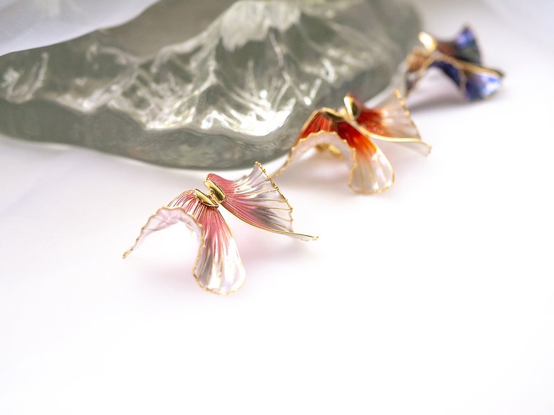 Butterfly Goldfish / On-ear / Cherry Blossom Powder / Made to Order - Earrings & Clip-ons - Plastic Pink