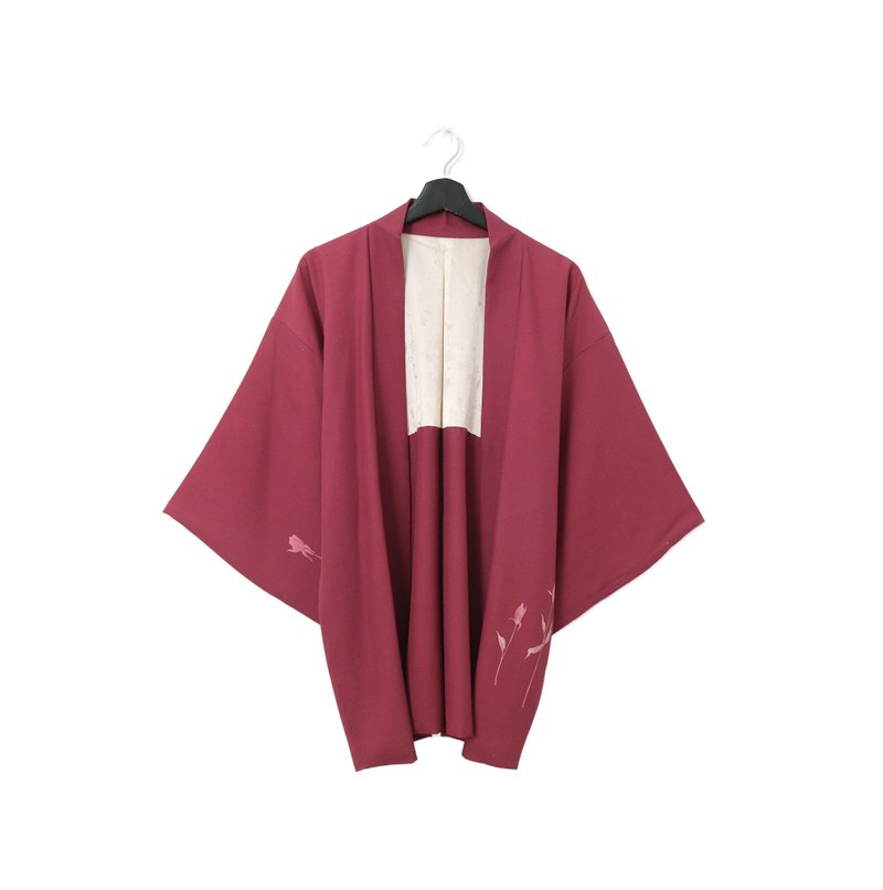 Back to Green-Japan brings back haori bean paste purple rose/vintage kimono - เสื้อแจ็คเก็ต - ผ้าไหม 