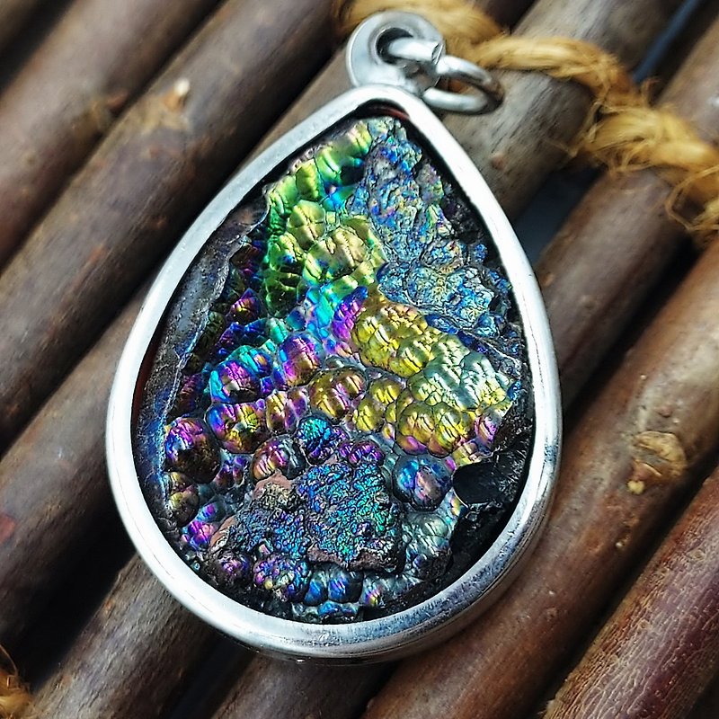 Leklai Natural Stone Rainbow 7 Color Thai Amulet Pendant Talisman Powerful Luck - Necklaces - Stone Multicolor