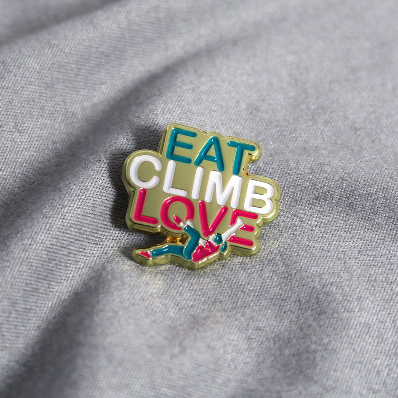 Eat Climb Love Enamel Pin – Gift for Climbers and Boulderers – 攀岩針 – 등반 クライミング - 徽章/別針 - 其他金屬 多色