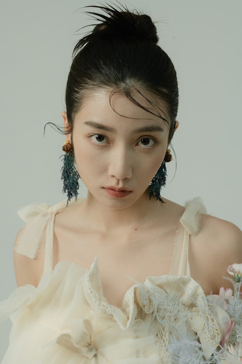豐盛耳環-Fruitful Earrings - 耳環/耳夾/耳骨夾 - 植物．花 綠色