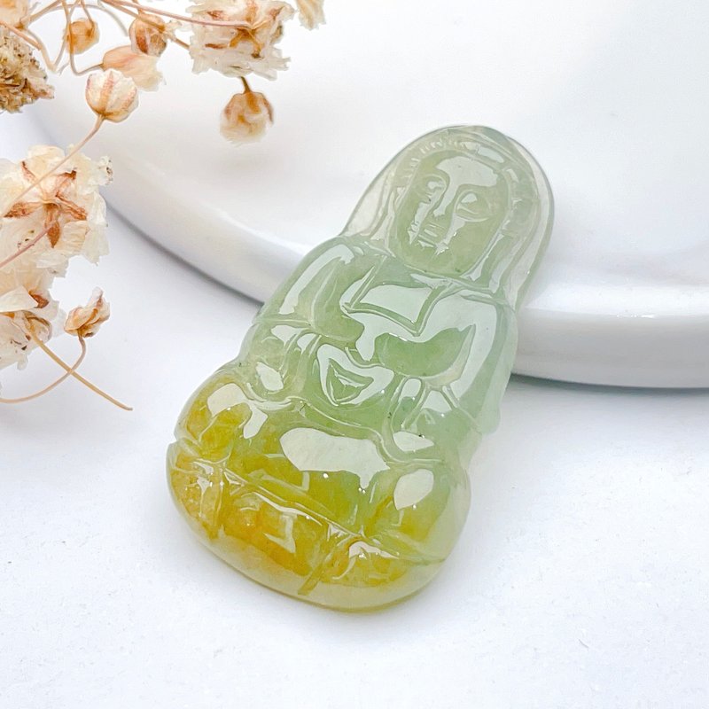 Ice green floating yellow jadeite Guanyin charm | Natural Burmese jadeite A goods | Gift giving - พวงกุญแจ - หยก สีเขียว