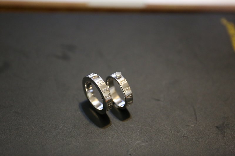 情侶訂製 3D金屬打印系列 - 緊扣之戒 - 戒指 - 其他金屬 多色