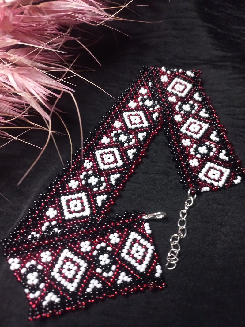 Ukrainian necklace beads embroidery traditional colors handmade jewelry - 項鍊 - 琉璃 多色