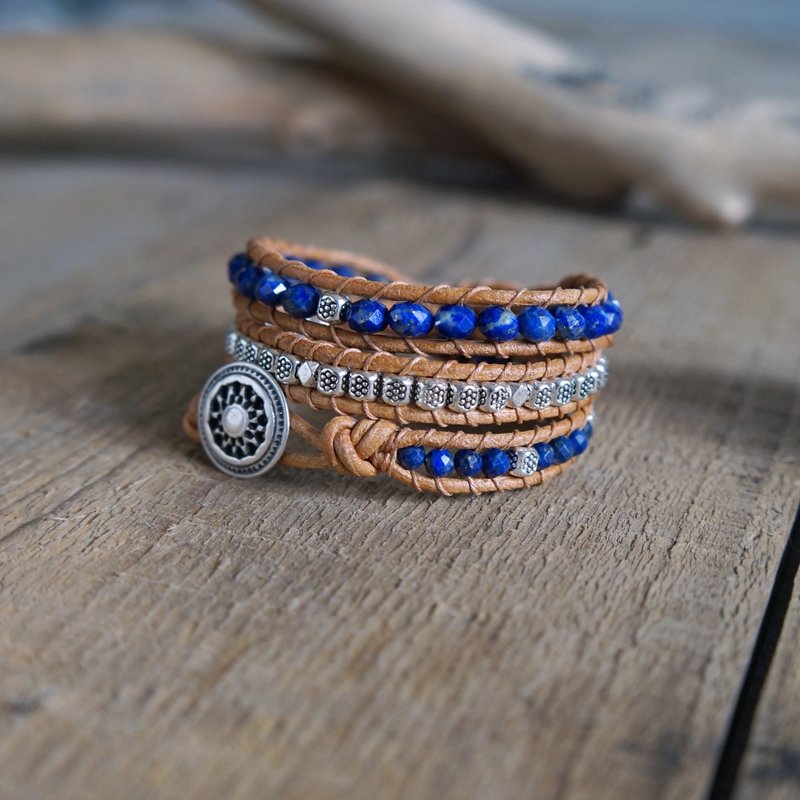 Natural stone braided bracelet with three circles lapis lazuli - สร้อยข้อมือ - เครื่องประดับพลอย สีน้ำเงิน