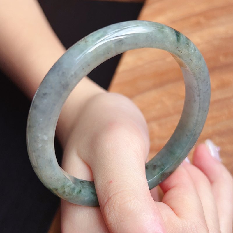 フローラルグリーン翡翠バングル | 18号 | 天然ミャンマー産翡翠A貨 | ギフト - ブレスレット - 翡翠 多色