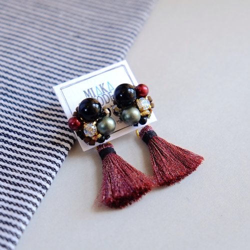 MIAKA CODE 。Handmade & Fashion 手工串珠 施華洛水晶 酒紅色流蘇 日本高質耳針/夾式耳環