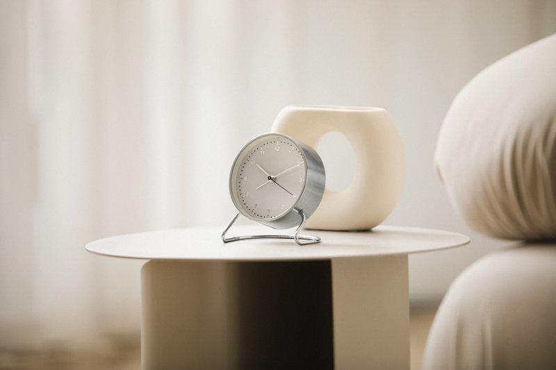 【Conditioning】Modern Desk Alarm Clock | Black, Silver - นาฬิกา - วัสดุอื่นๆ 