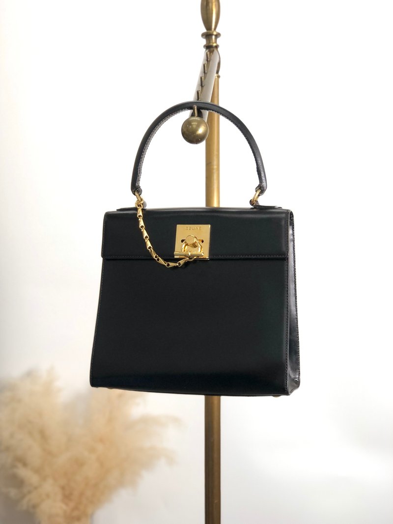 【 日本直送　名牌中古包 】CELINE セリーヌ ハンドバッグ ブラック ガンチーニ チェーン レザー トップハンドル vintage オールド 6ew5xv - 手提包/手提袋 - 真皮 黑色