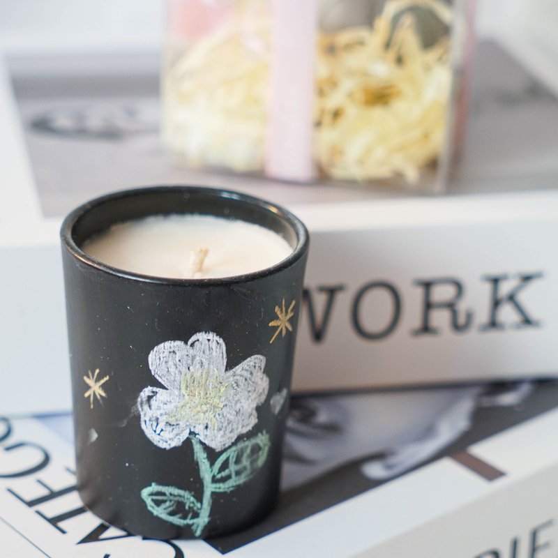 【Gift in return】Blackboard Scented Candle - เทียน/เชิงเทียน - ขี้ผึ้ง สีดำ