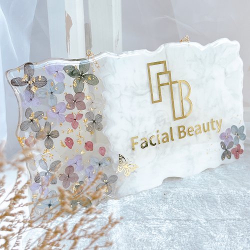 Lady T Aroma Boutique 永生花形象掛牌設計
