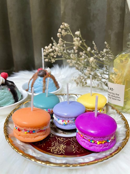 Artnytime Handmade classic macaron scented candles 5 colors of pastel tone .