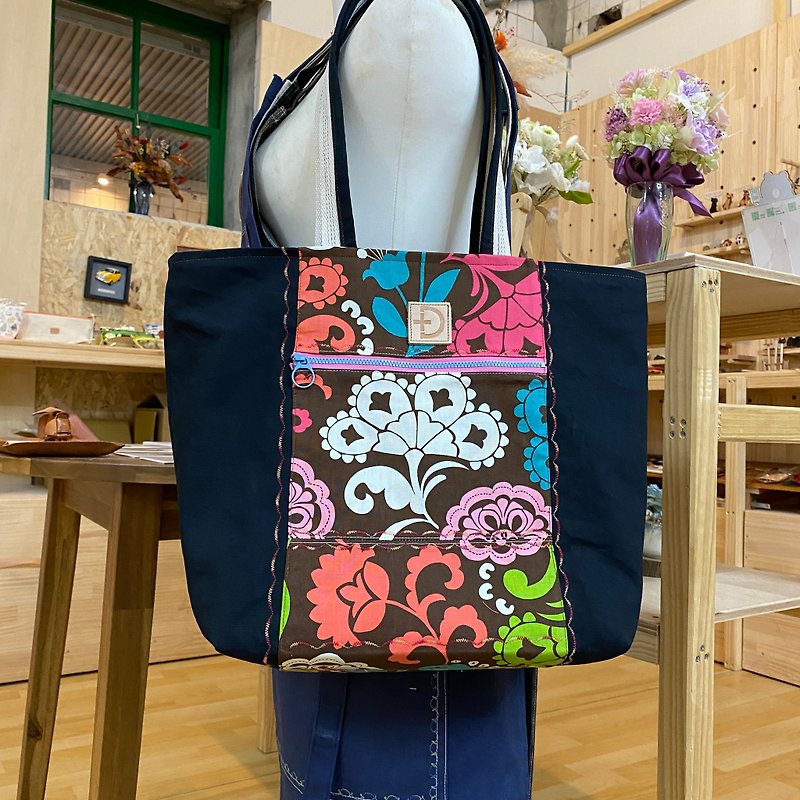Xinxin Xiaomei bag/handbag/shopping bag/date bag/gift - กระเป๋าถือ - ผ้าฝ้าย/ผ้าลินิน 