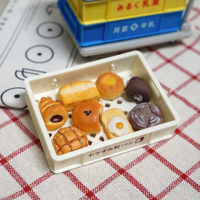 Clay Magnets Brown - Resin Clay Integrated Bread Magnet with Bread Basket