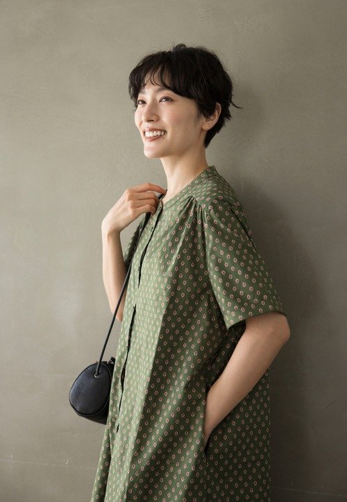 総柄 半袖 ワンピース 大人好みのオリジナル柄を取り入れたシャツワンピースコットン