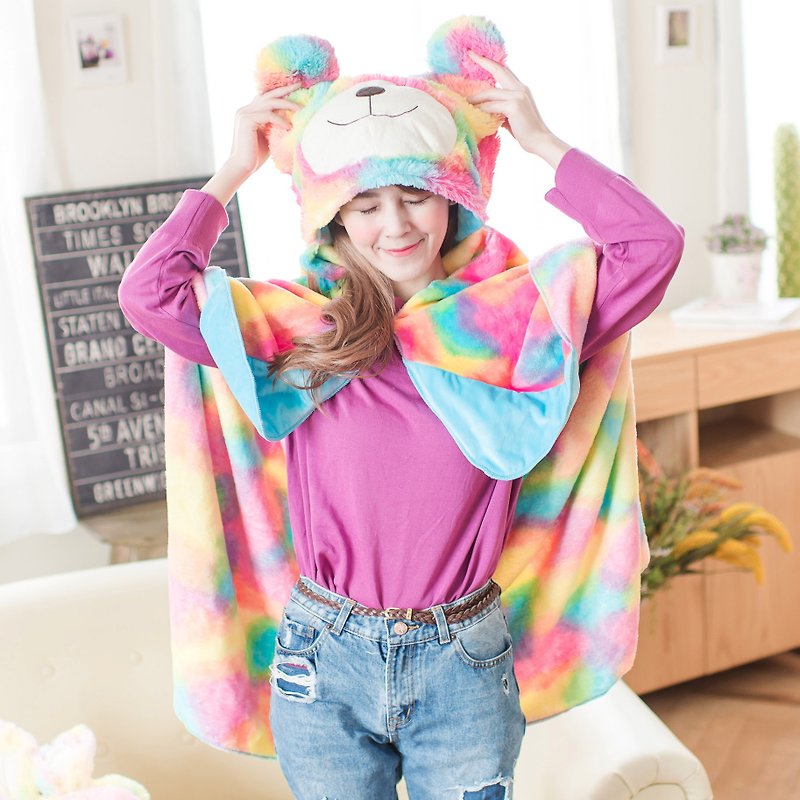 CANDY BEAR Rainbow Sugar Bear Cape & Retractable Blanket - ผ้าห่ม - เส้นใยสังเคราะห์ หลากหลายสี