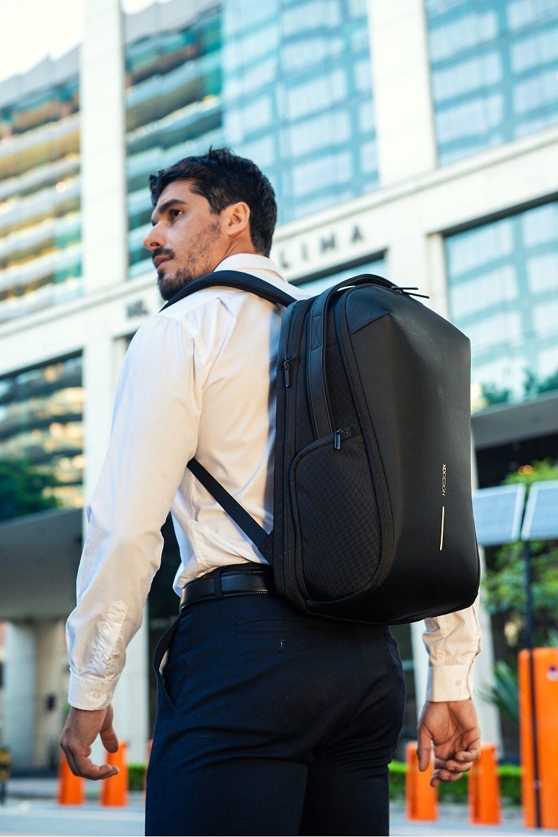 XD Design Bizz Business & Travel Backpack - กระเป๋าเป้สะพายหลัง - ไฟเบอร์อื่นๆ สีเทา