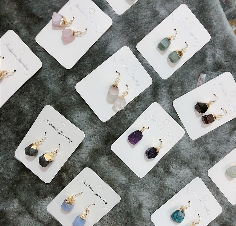 [Elohim Healing Center] Irregular cut rough stone earrings | Crystal earrings rough stone earrings - ต่างหู - หยก หลากหลายสี
