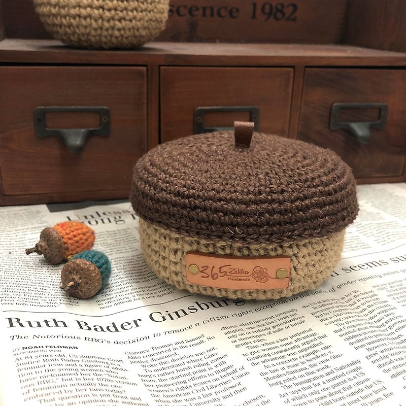 Crochet craft. Linen style crocheted treasure box (brown) - กล่องเก็บของ - ผ้าฝ้าย/ผ้าลินิน สีนำ้ตาล