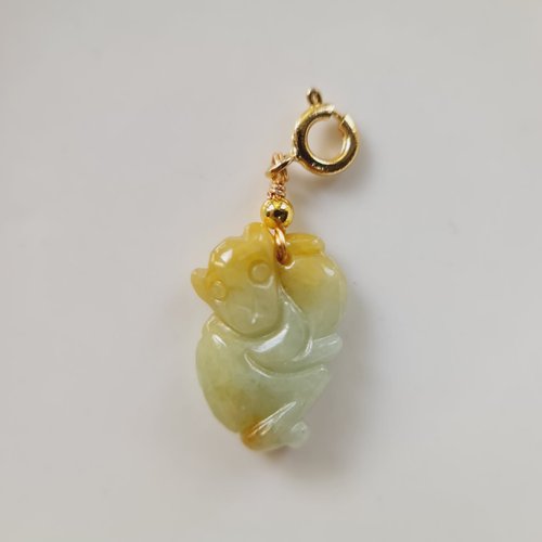 ア*ラ様 翡翠 猿 ア*ラ様 翡翠 猿 日本銘石 糸魚川翡翠勾玉 【24012202】天然石