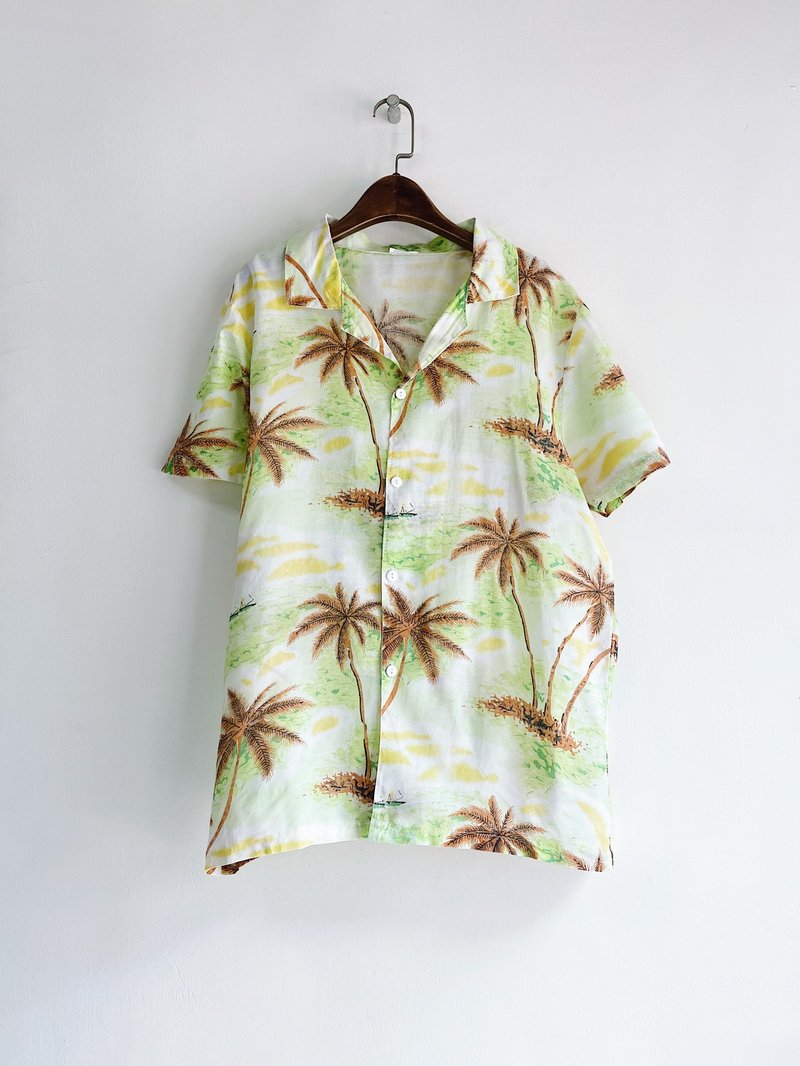 淺嫩綠度假時光 古著透膚紡紗夏威夷襯衫上衣vintage Aloha Shirt - 女襯衫 - 聚酯纖維 綠色