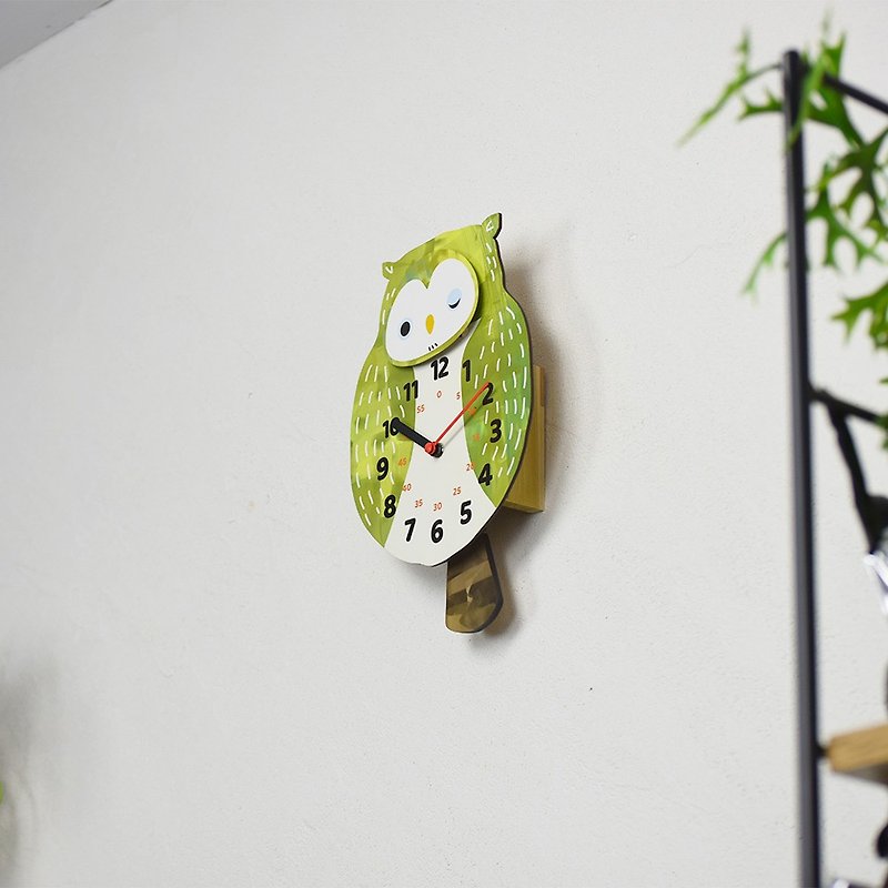 Bestias - Miss Owl Swing Silent Wall Clock (Cyan) - นาฬิกา - ไม้ สีเขียว