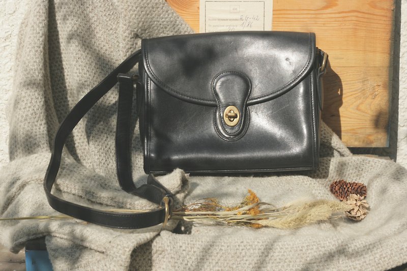 Leather bag _B012 - กระเป๋าแมสเซนเจอร์ - หนังแท้ สีดำ