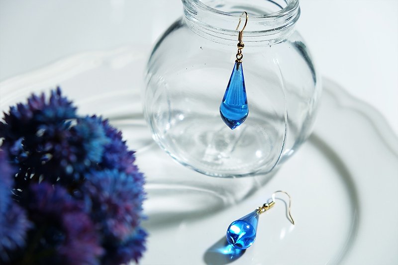 Mermaid's Tears - Melancholy Acrylic Earrings - ต่างหู - อะคริลิค สีน้ำเงิน