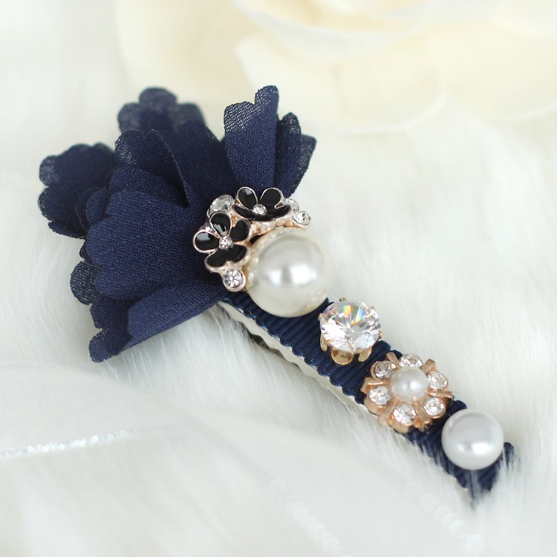 Classy Pearl Hair Clip - Hair Accessories - Other Materials Blue