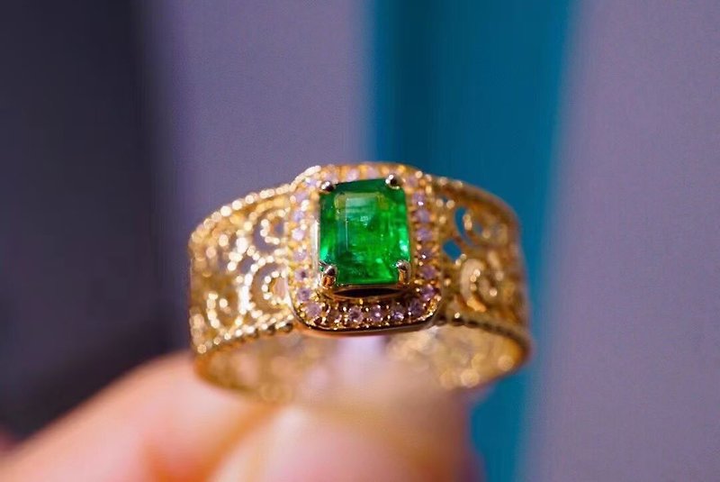 Taipei Auss Jewelry Emerald Ring 50 points - แหวนทั่วไป - เครื่องเพชรพลอย 