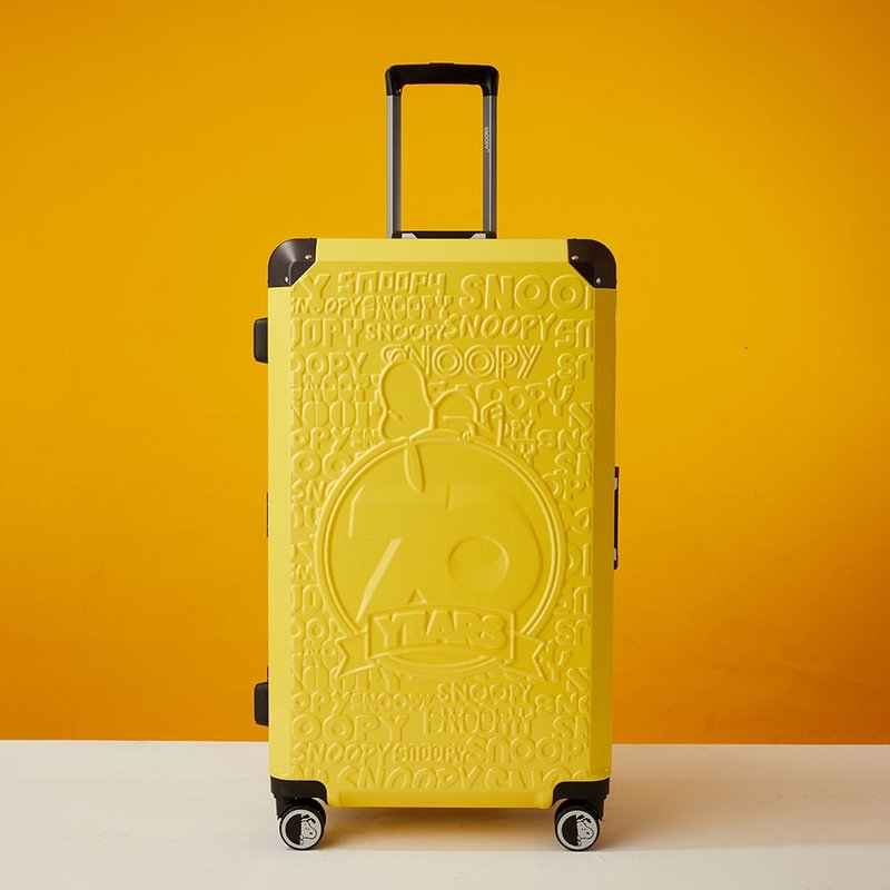 SNOOPY史努比 28吋鋁框行李箱/運動款/胖胖箱 -70週年浮雕黃 - 行李箱/旅行袋 - 塑膠 黃色