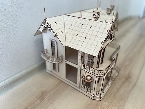 ビクトリア朝のゴシック様式の邸宅ドールハウス| DIYドールハウス 
