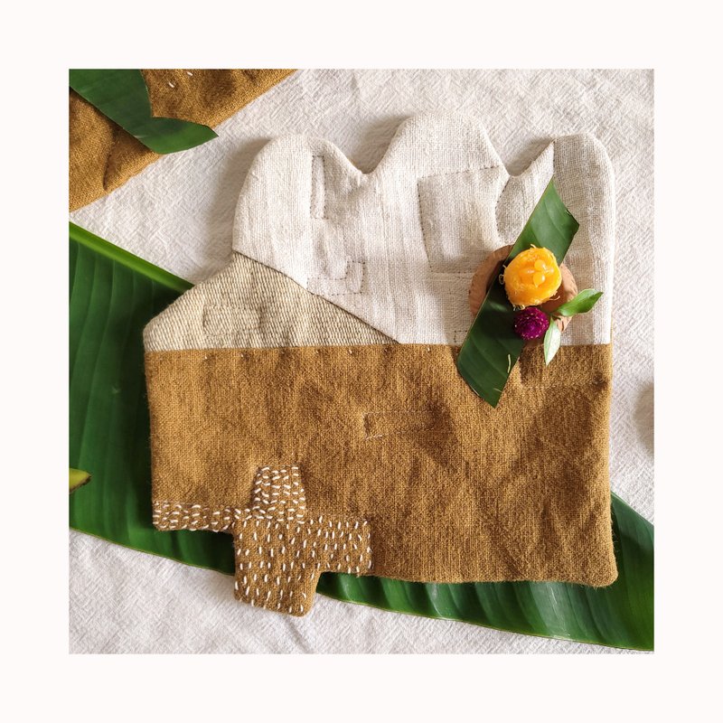 DUNIA handmade |Nourished by the Earth| Ancient plant-dyed Linen handwoven table placemats - Place Mats & Dining Décor - Cotton & Hemp Yellow