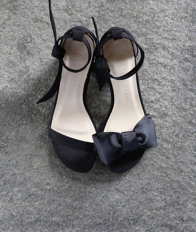[Miss shopaholic] two wearing straps sandals _ elegant black - รองเท้ารัดส้น - หนังแท้ สีดำ