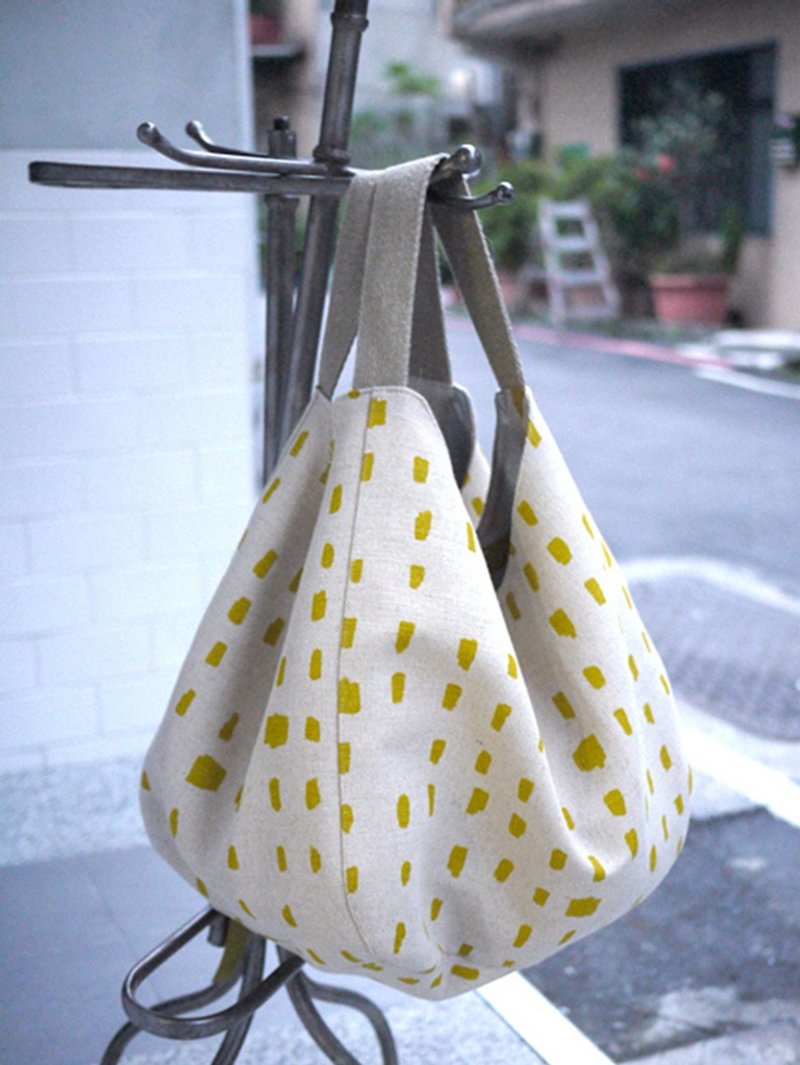 Minimalist and rustic shoulder bag - water jade dots / linen / shoulder bag / handbag - Messenger Bags & Sling Bags - Cotton & Hemp Khaki