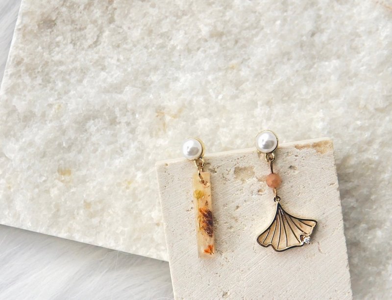 [Ginkgo] Dried Flowers-Gypsophila/Earrings/ Clip-On/ Silver/Pendants/Ginkgo/Orange - ต่างหู - เงินแท้ สีส้ม