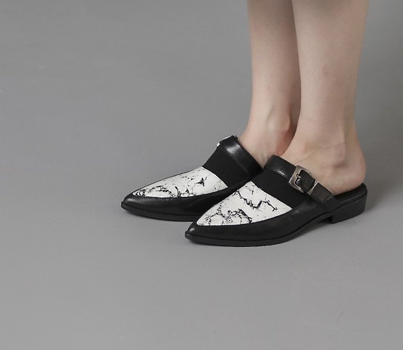 Double leather stitching Munke slippers leather shoes Marble black - Sandals - Genuine Leather Black