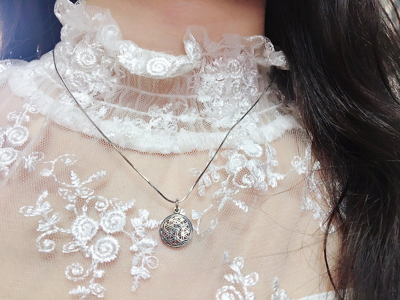 Flower of Life Silver Necklace - สร้อยคอ - เงินแท้ 