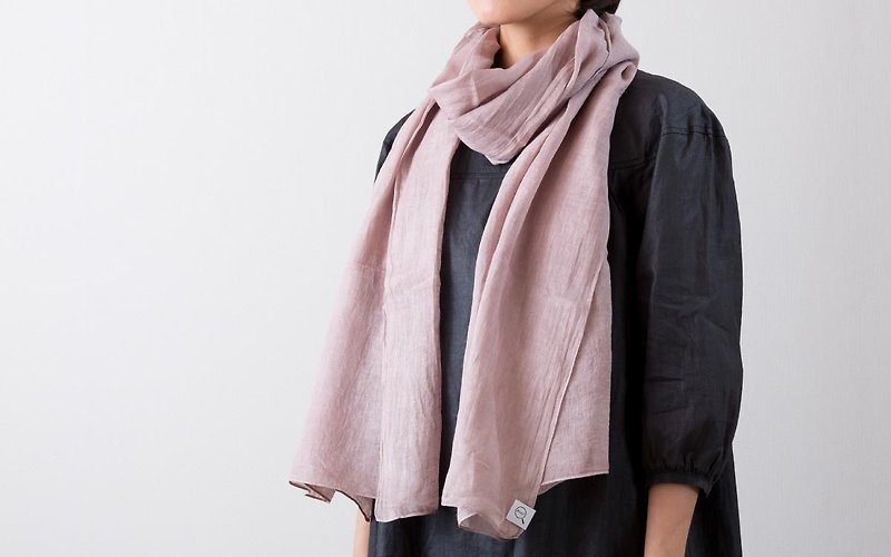 Plant dyeing 100th number Linen stall Kasumi color (Kasumiro) - Scarves - Cotton & Hemp Pink