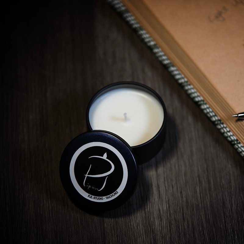 Travel scented candle