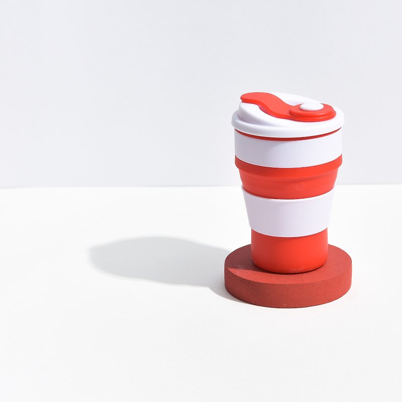 Collapsible Silicone Cup- SUNDAY CUP - 杯/玻璃杯 - 矽膠 紅色