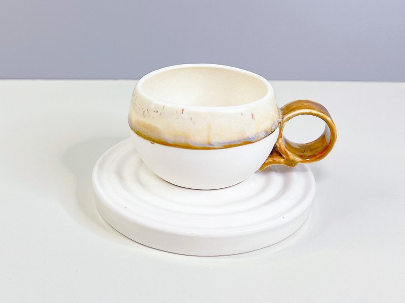 Ripple cup and saucer / Set - แก้วมัค/แก้วกาแฟ - ดินเผา 