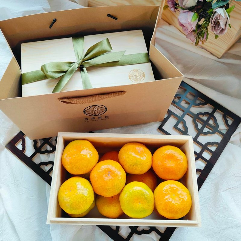 Japanese Karatsu mandarin small wooden box fruit gift box - Other - Wood Khaki