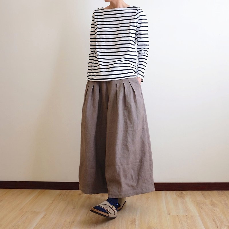 Everyday hand made clothes, playful girl, retro mocha, pleated wide pants, linen - Women's Pants - Cotton & Hemp Brown