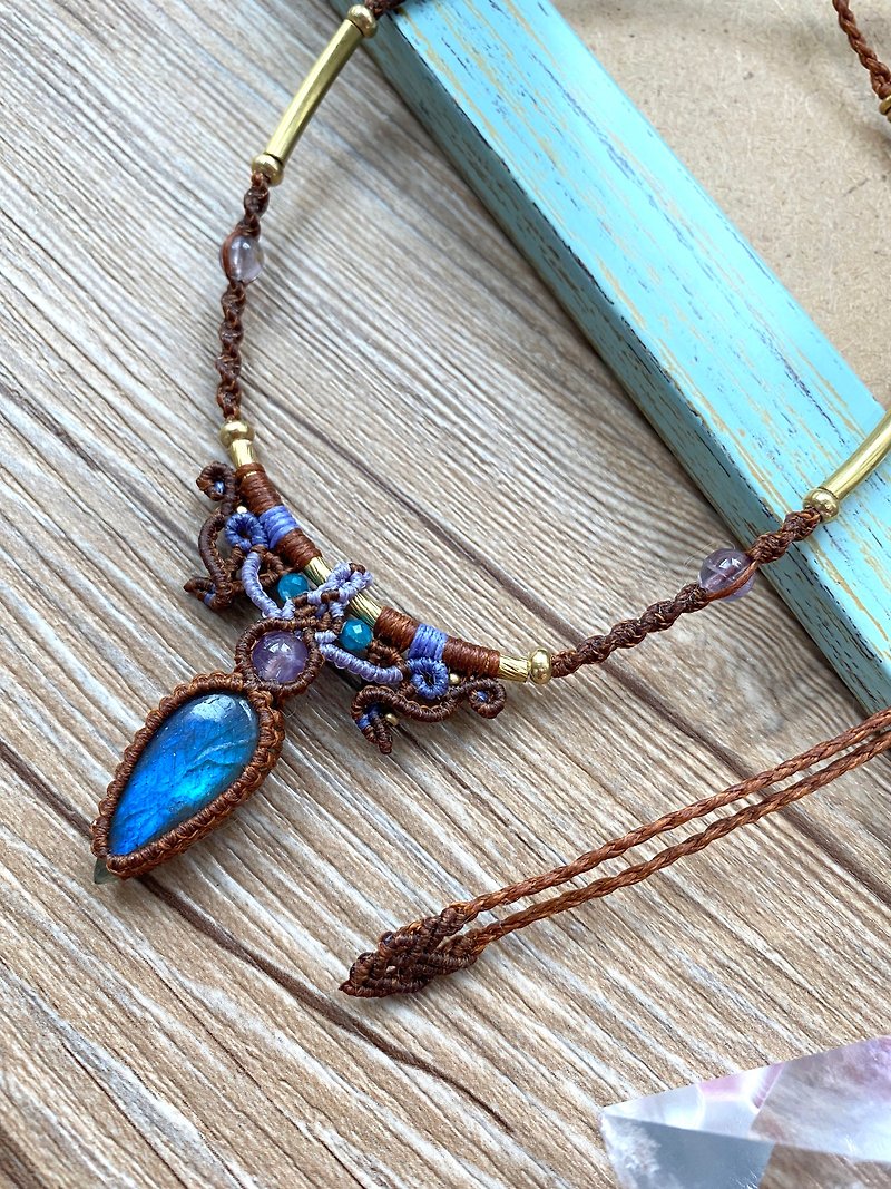N176 wax thread braided blue labradorite amethyst bead necklace clavicle chain (adjustable length) - สร้อยคอ - วัสดุอื่นๆ สีนำ้ตาล