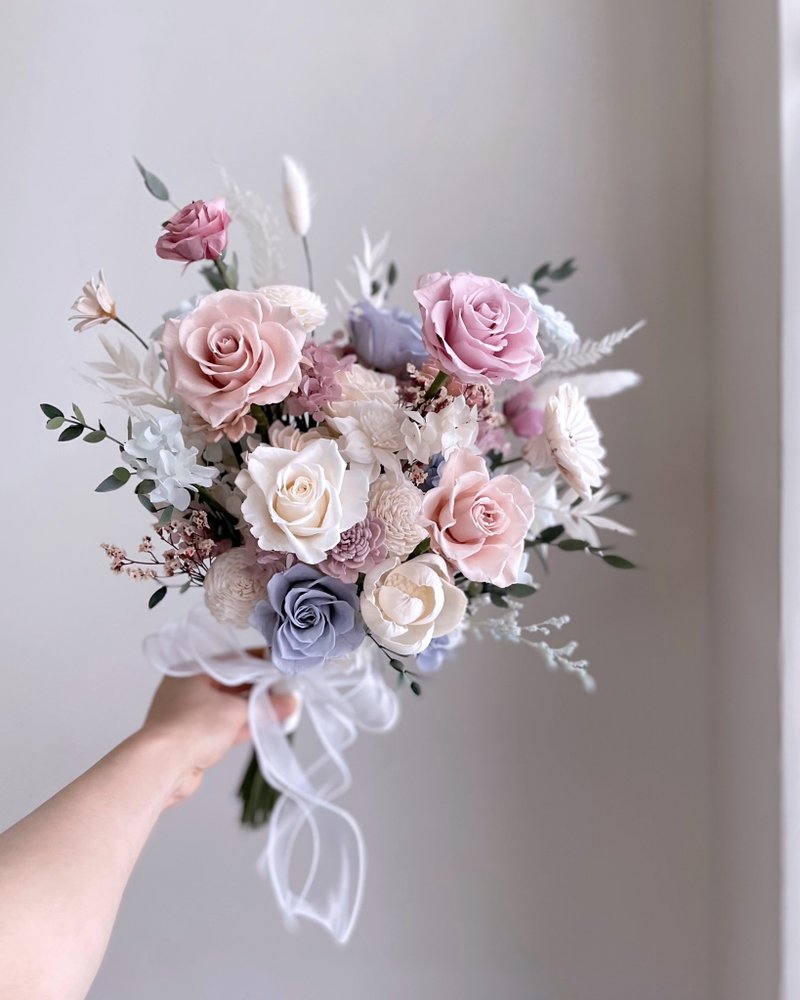 【不凋花乾燥花】米褐藍紫白色不凋玫瑰捧花 - 乾花/永生花 - 植物．花 紫色