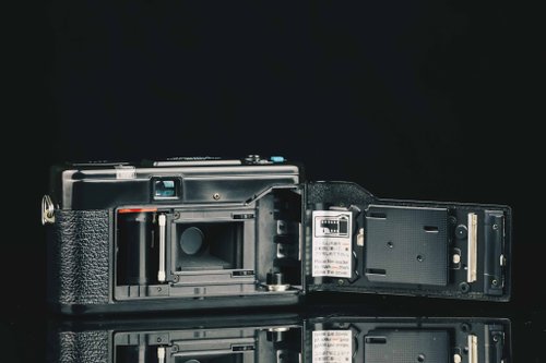 YASHICA AUTO FOCUS MOTOR-D #0714 #135 フィルムカメラ